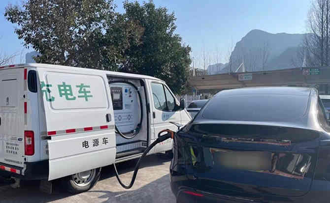 九寨沟汽车搭电