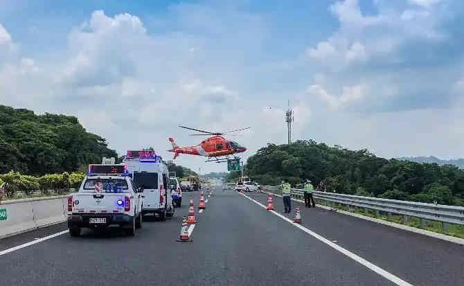 九寨沟高速公路汽车救援案例